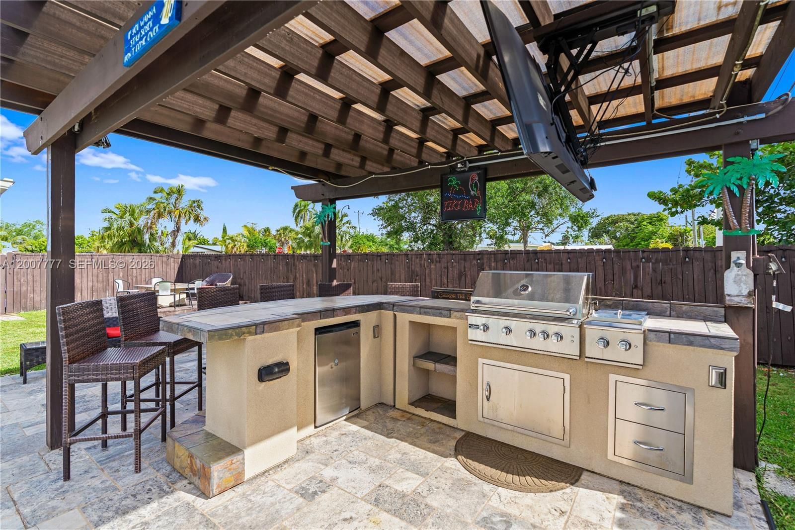 Real estate property located at 9500 Caribbean Blvd, Miami-dade, South Coral Homes Sec 2, Cutler Bay, FL