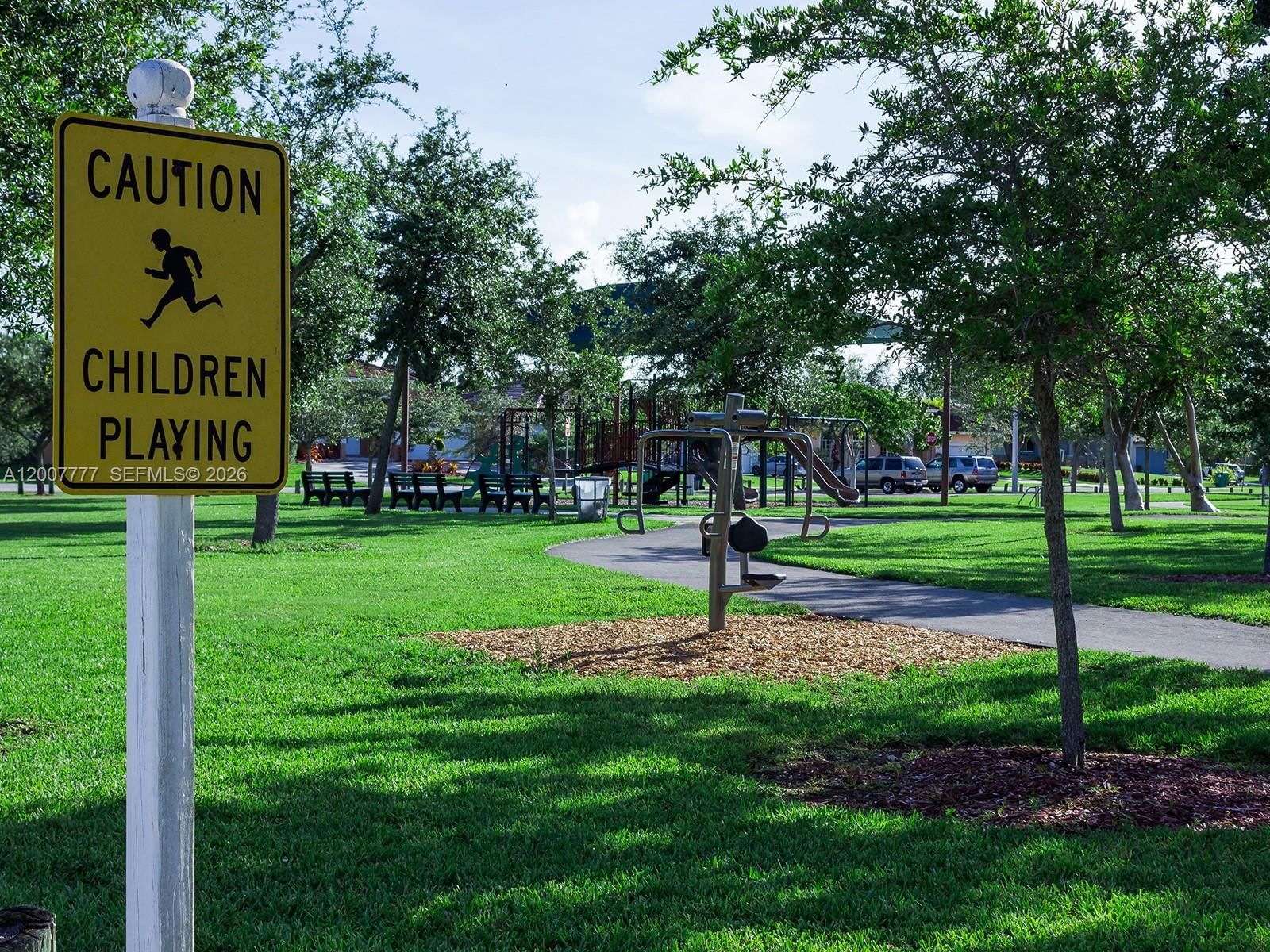 Real estate property located at 9500 Caribbean Blvd, Miami-dade, South Coral Homes Sec 2, Cutler Bay, FL