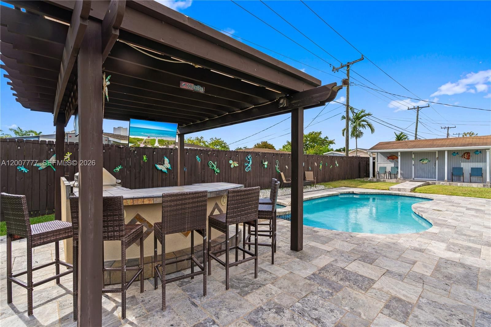 Real estate property located at 9500 Caribbean Blvd, Miami-dade, South Coral Homes Sec 2, Cutler Bay, FL