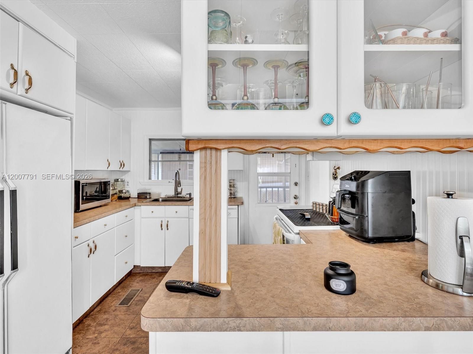 Real estate property located at 2061 83rd Ave, Broward, Park City Sec Three, Davie, FL