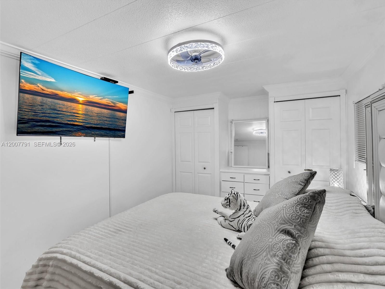 Real estate property located at 2061 83rd Ave, Broward, Park City Sec Three, Davie, FL