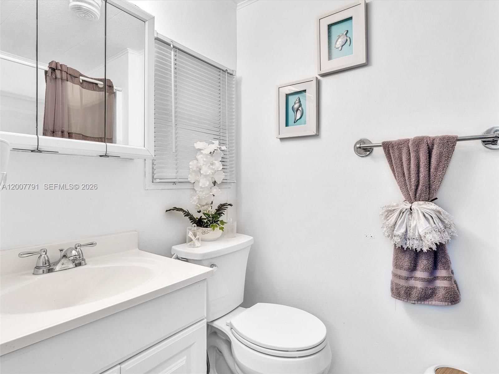 Real estate property located at 2061 83rd Ave, Broward, Park City Sec Three, Davie, FL