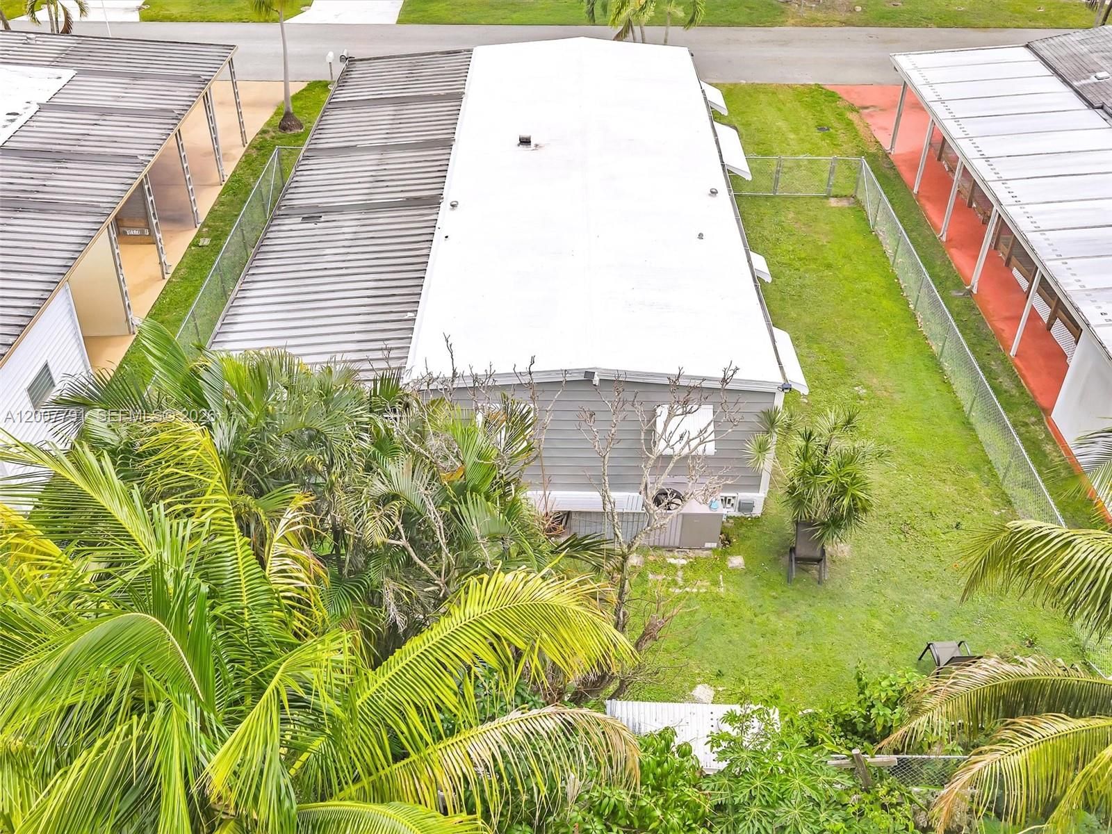 Real estate property located at 2061 83rd Ave, Broward, Park City Sec Three, Davie, FL