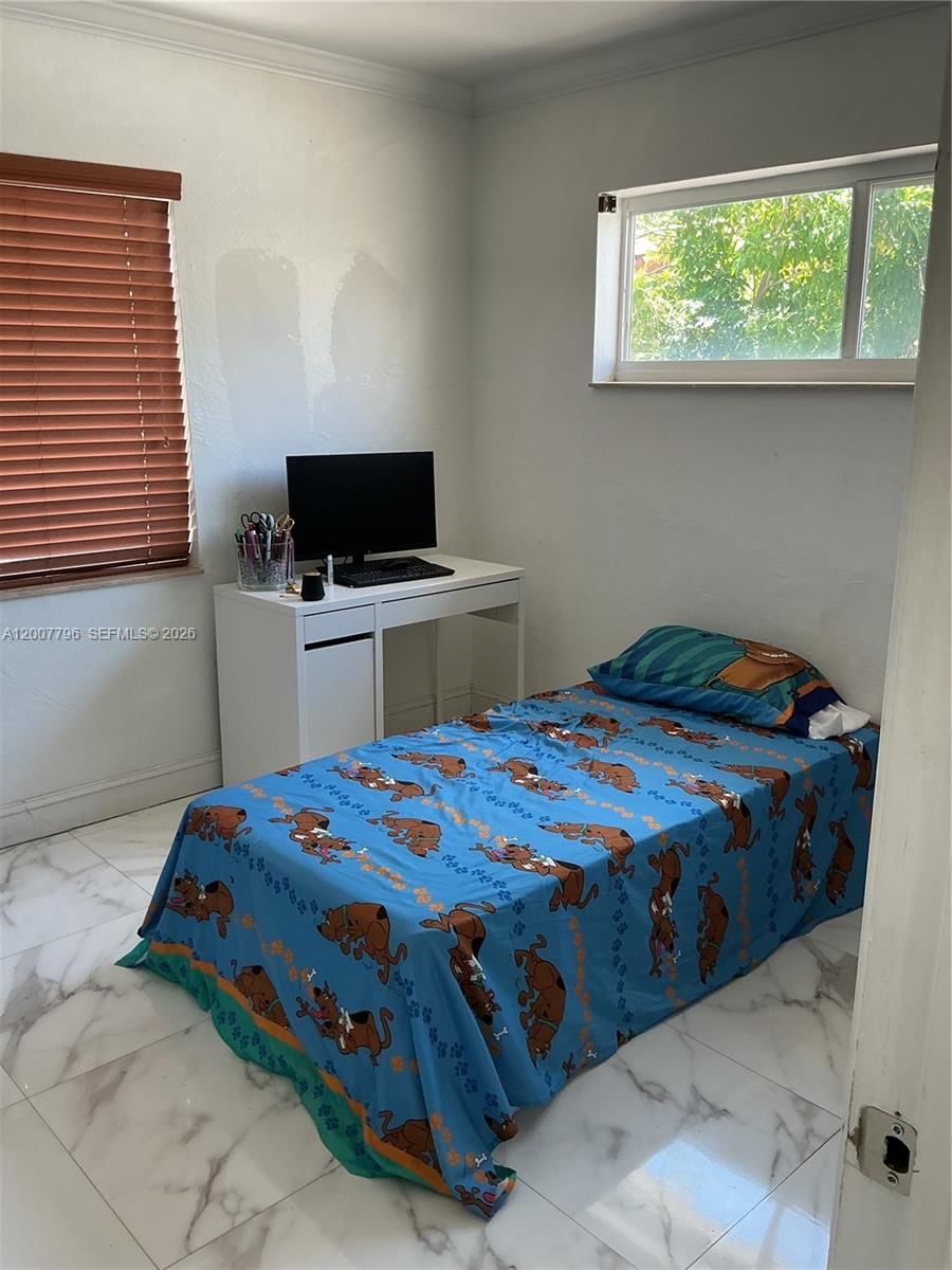 Real estate property located at 3630 3rd St, Miami-dade, Kirkland Heights Amd, Miami, FL