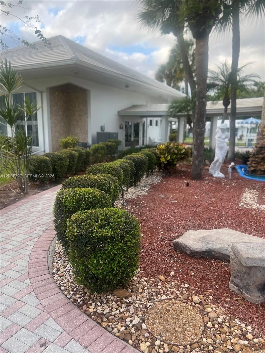 Real estate property located at 2501 Golf Blvd #128, Broward, Fairview Ii And Iii Condo, Pompano Beach, FL