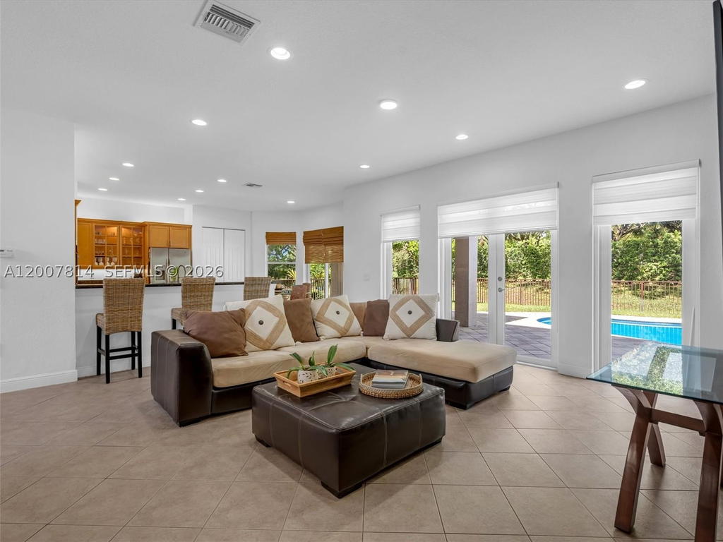 Real estate property located at 4961 173rd Ave, Broward, Sunset Falls, Miramar, FL