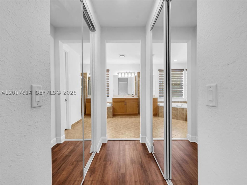 Real estate property located at 4961 173rd Ave, Broward, Sunset Falls, Miramar, FL