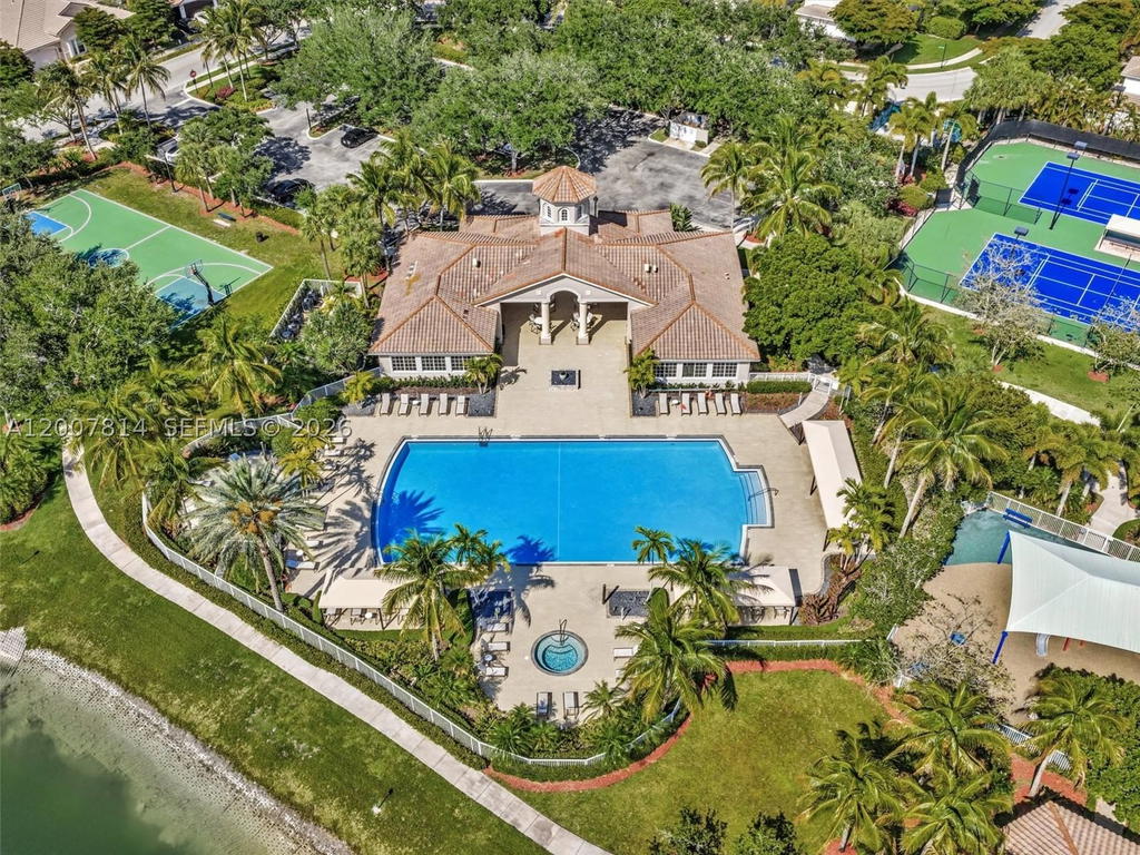Real estate property located at 4961 173rd Ave, Broward, Sunset Falls, Miramar, FL
