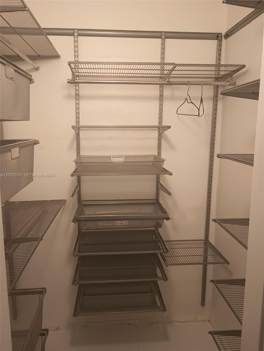 Real estate property located at 1125 30th Ct #10, Broward, Wilton Terrace Condo, Wilton Manors, FL