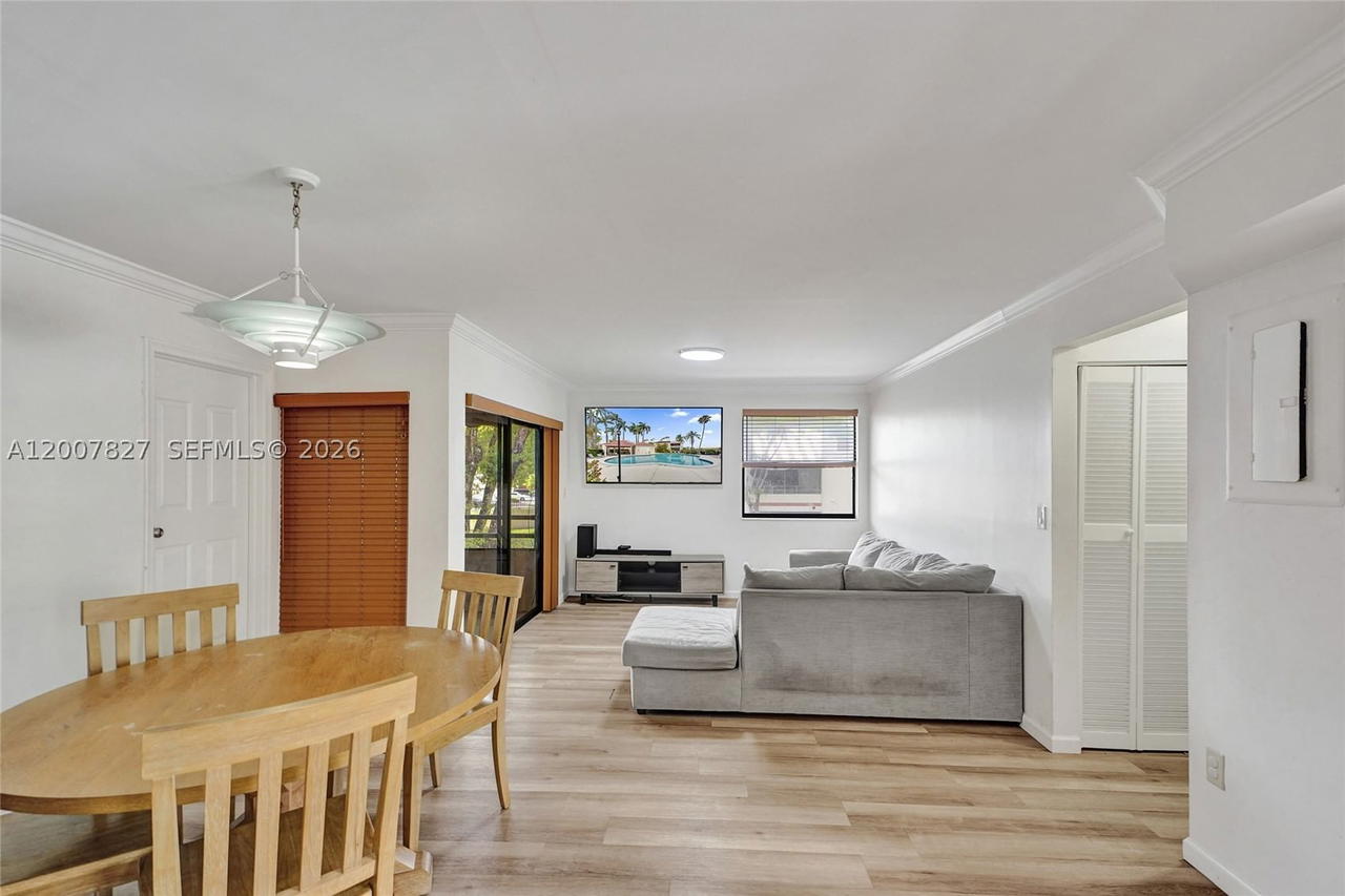 Real estate property located at 20025 3rd Ct #8, Miami-dade, Quatraine Condo I Ph I, Miami, FL