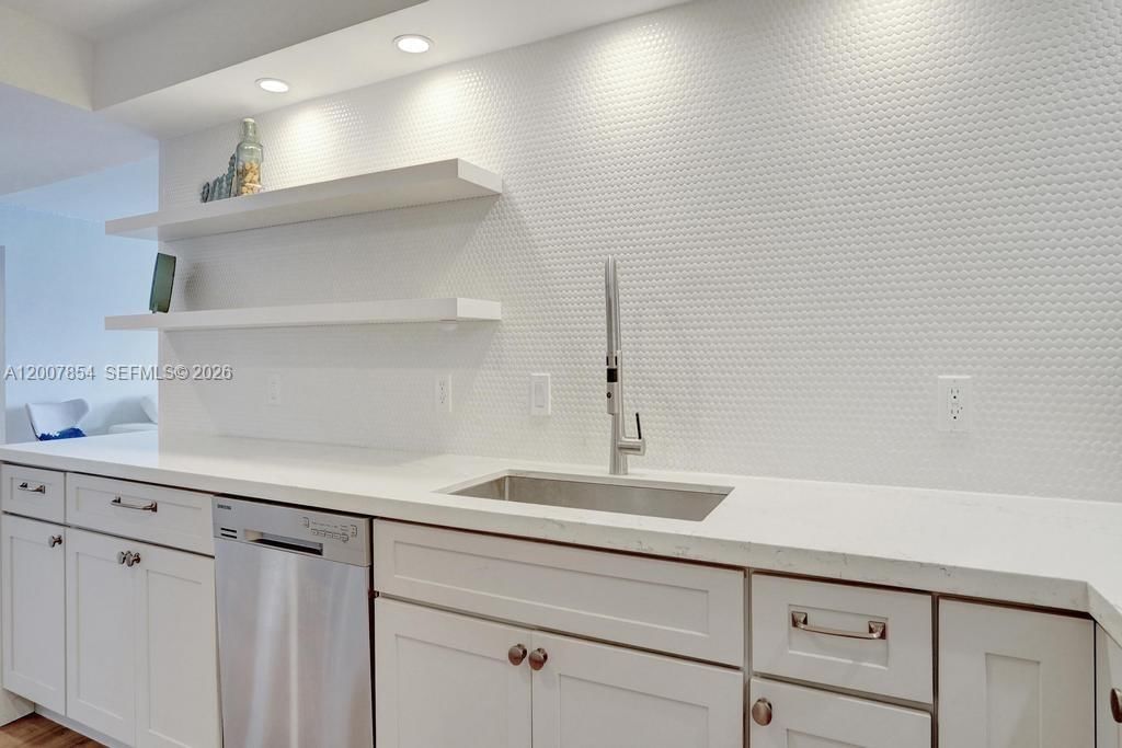 Real estate property located at 3900 Galt Ocean Dr #1615, Broward, Playa Del Mar Condo, Fort Lauderdale, FL