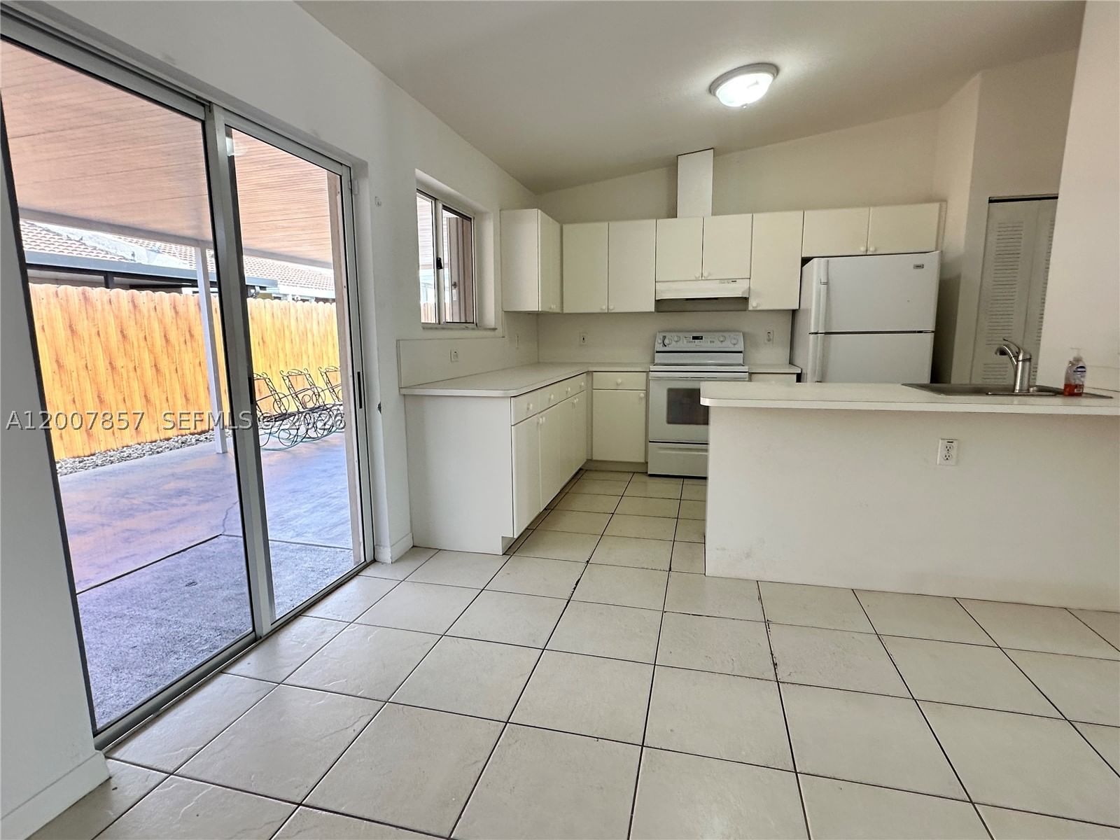 Real estate property located at 18388 75th Psge #2603, Miami-dade, Gabriella Condo North, Hialeah, FL