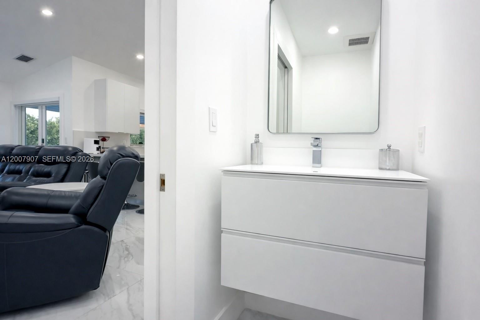 Real estate property located at 14005 17th Ter, Miami-dade, Miche Gardens, Miami, FL