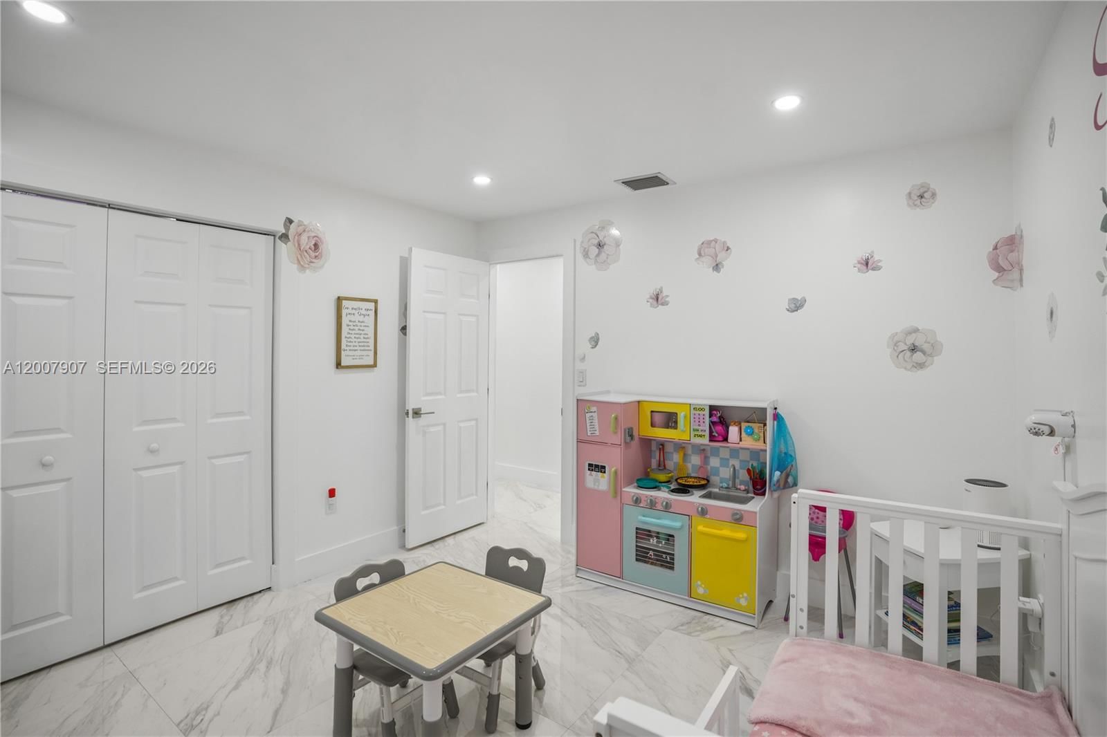 Real estate property located at 14005 17th Ter, Miami-dade, Miche Gardens, Miami, FL