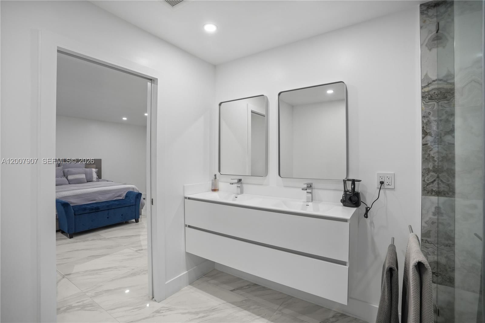 Real estate property located at 14005 17th Ter, Miami-dade, Miche Gardens, Miami, FL