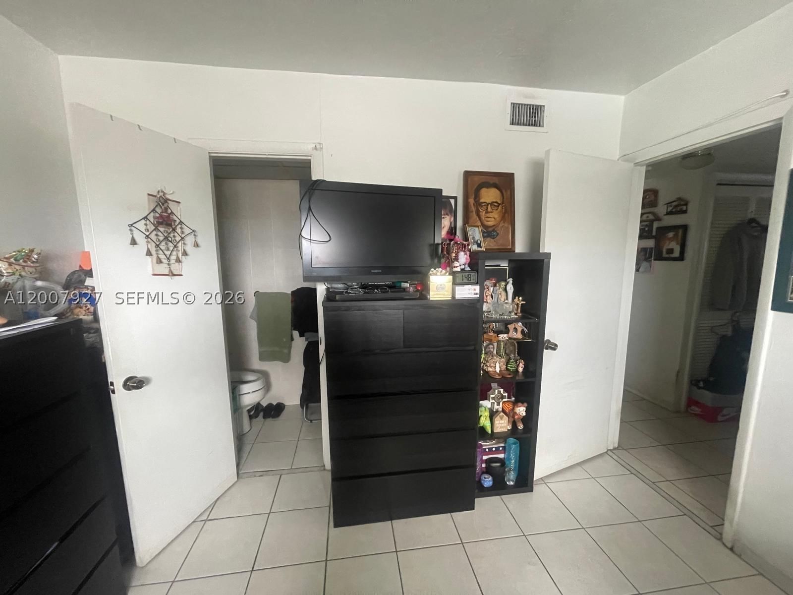 Real estate property located at 680 Miller Dr W401, Miami-dade, Springs Towers Condo, Miami Springs, FL