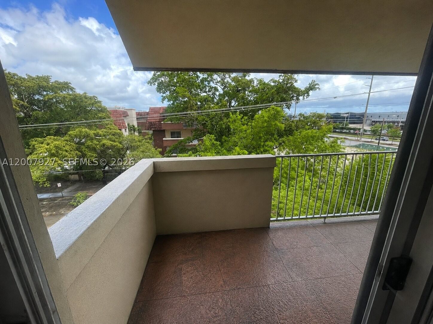 Real estate property located at 680 Miller Dr W401, Miami-dade, Springs Towers Condo, Miami Springs, FL
