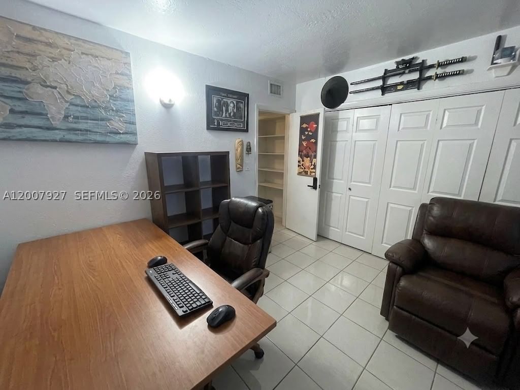Real estate property located at 680 Miller Dr W401, Miami-dade, Springs Towers Condo, Miami Springs, FL