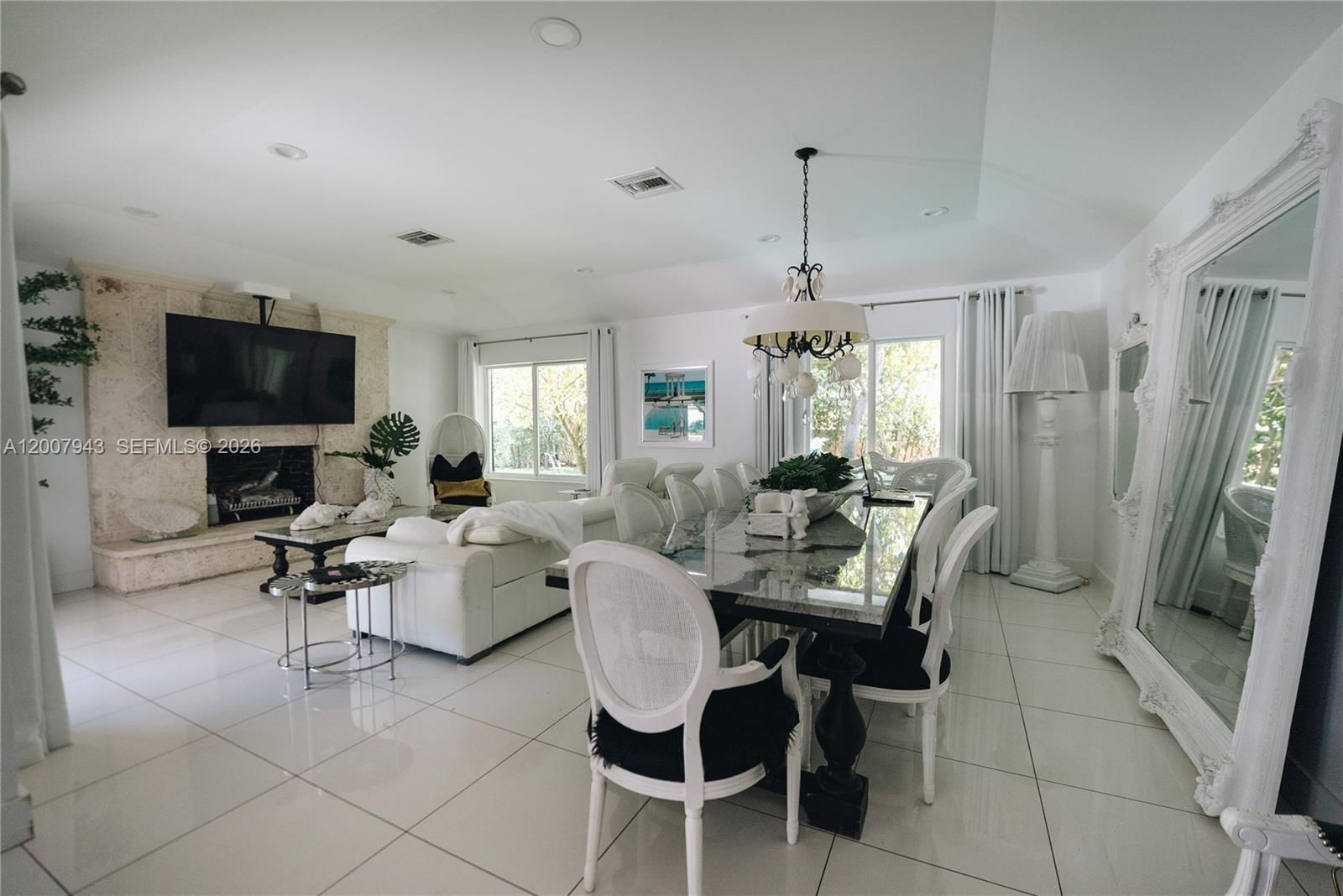 Real estate property located at 16241 Troon Cir, Miami-dade, Miami Lakes - Loch Lomond, Miami Lakes, FL