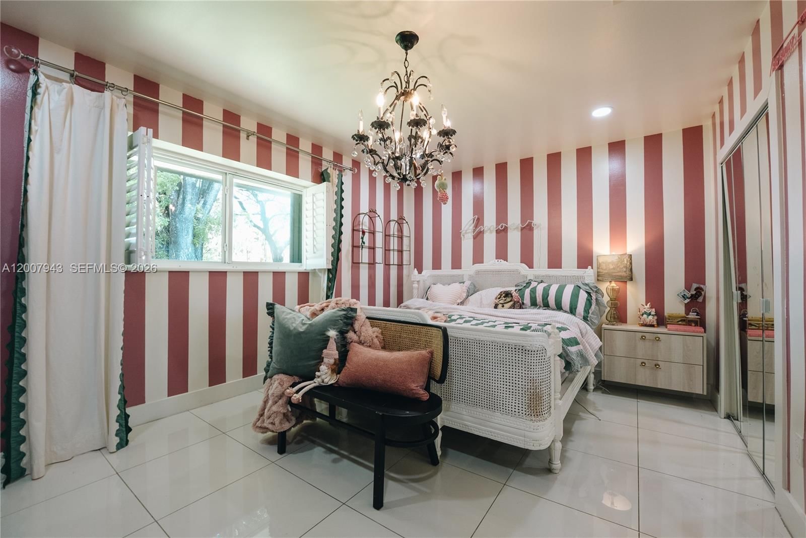 Real estate property located at 16241 Troon Cir, Miami-dade, Miami Lakes - Loch Lomond, Miami Lakes, FL