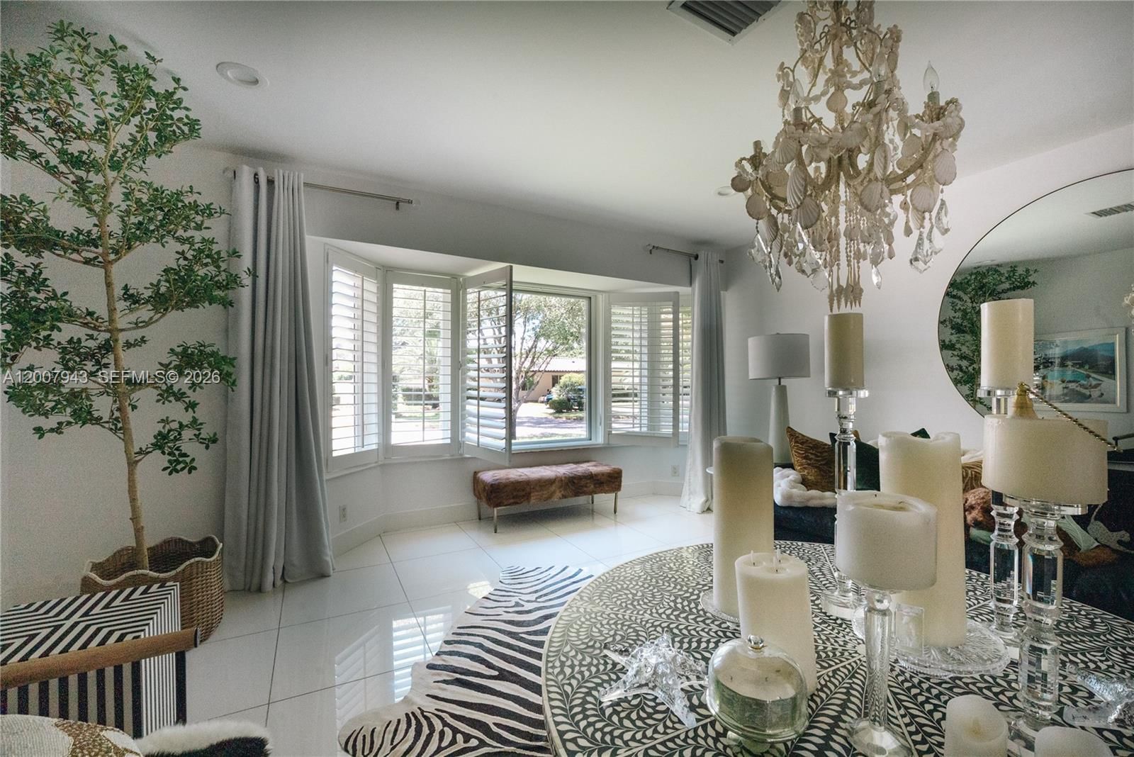 Real estate property located at 16241 Troon Cir, Miami-dade, Miami Lakes - Loch Lomond, Miami Lakes, FL