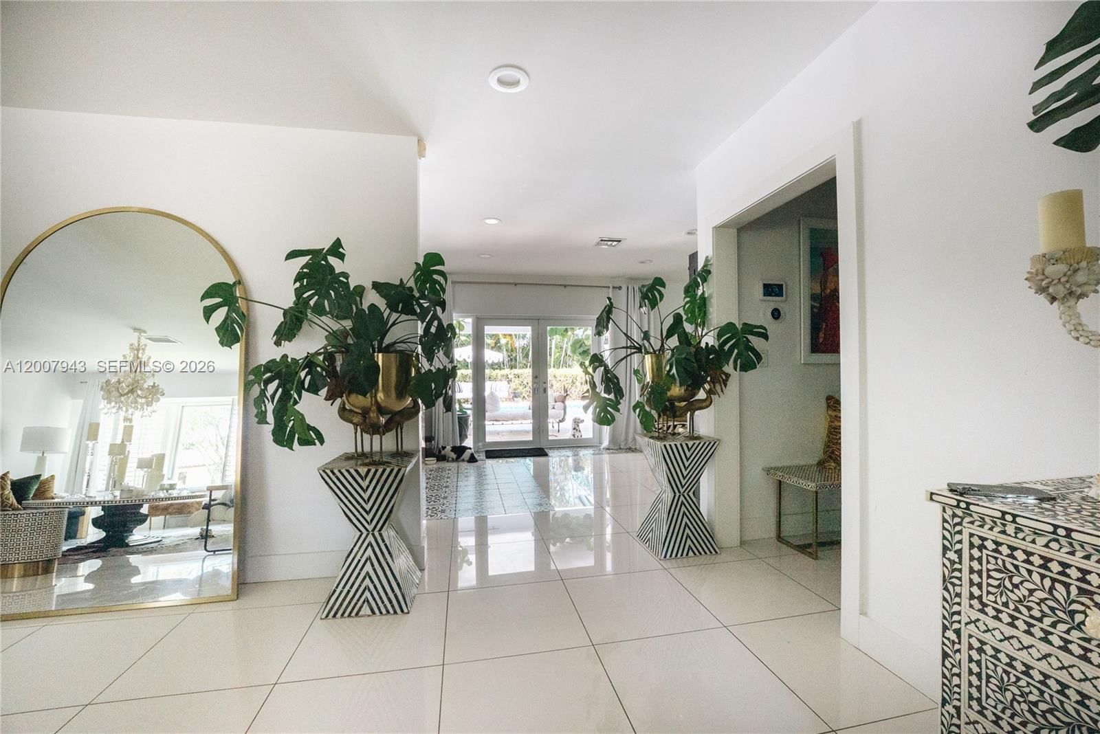 Real estate property located at 16241 Troon Cir, Miami-dade, Miami Lakes - Loch Lomond, Miami Lakes, FL