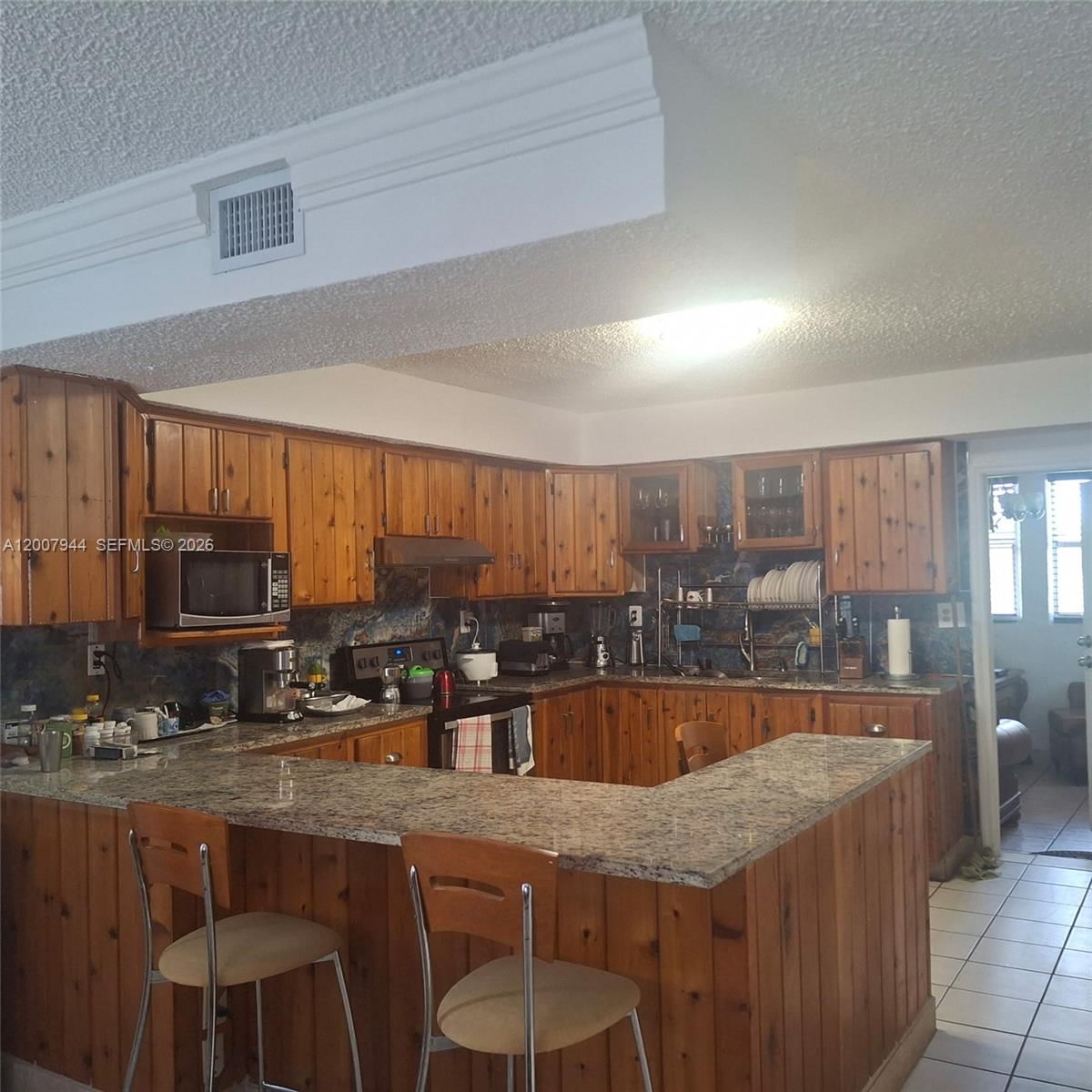 Real estate property located at 12215 217th St, Miami-dade, Flamingo Park, Miami, FL