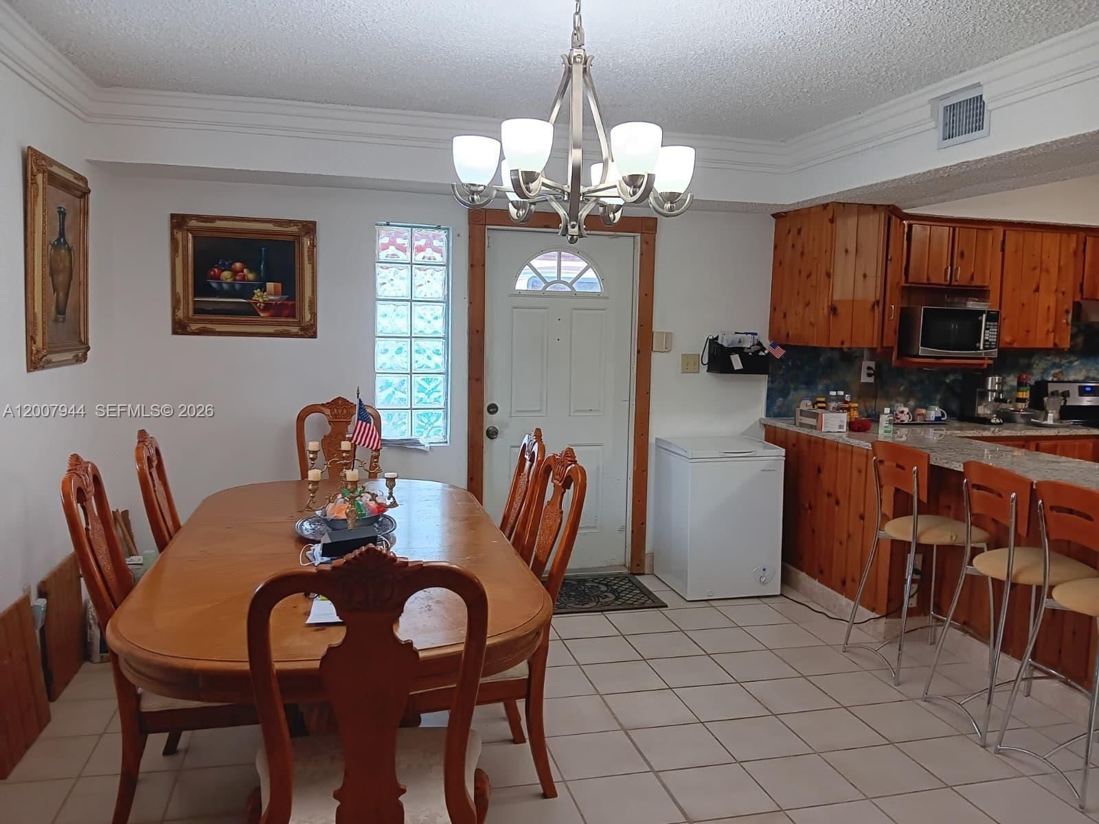 Real estate property located at 12215 217th St, Miami-dade, Flamingo Park, Miami, FL