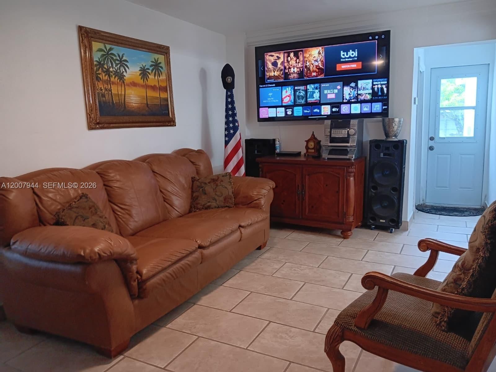 Real estate property located at 12215 217th St, Miami-dade, Flamingo Park, Miami, FL