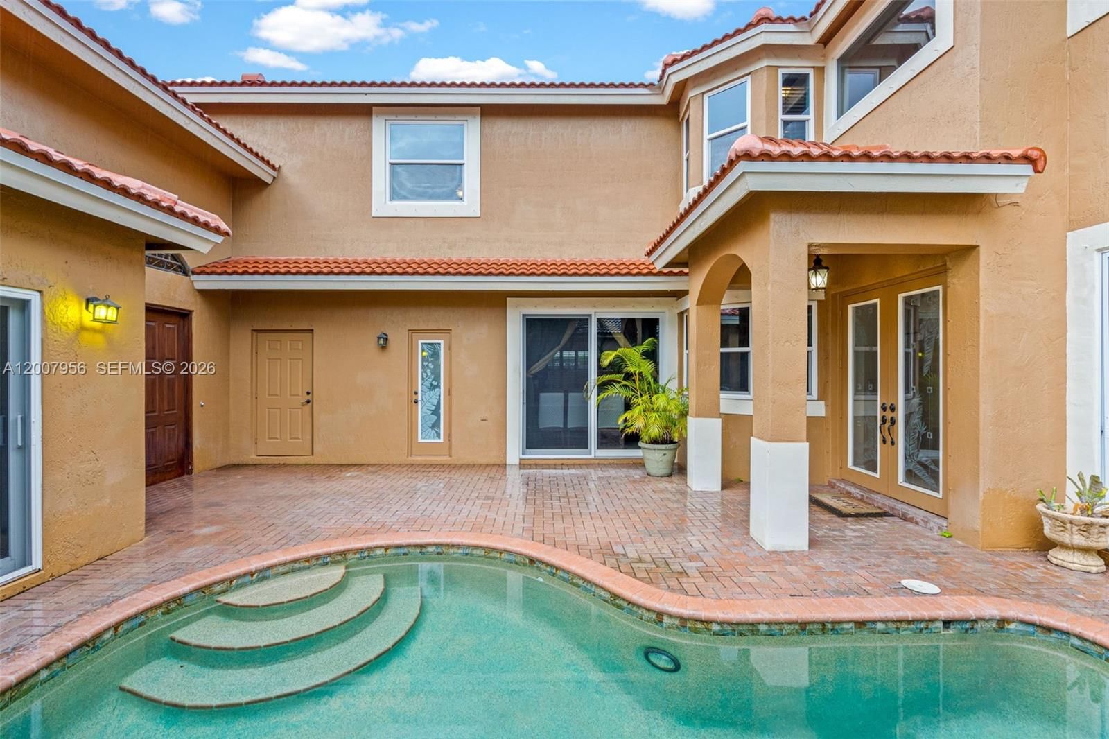Real estate property located at 16403 Diamond Head Dr, Broward, Sapphire Pointe - Diamond, Weston, FL