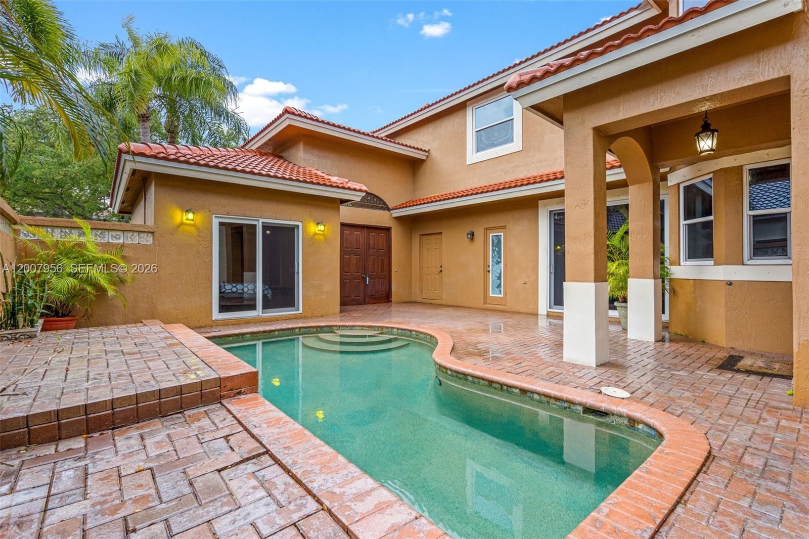 Real estate property located at 16403 Diamond Head Dr, Broward, Sapphire Pointe - Diamond, Weston, FL