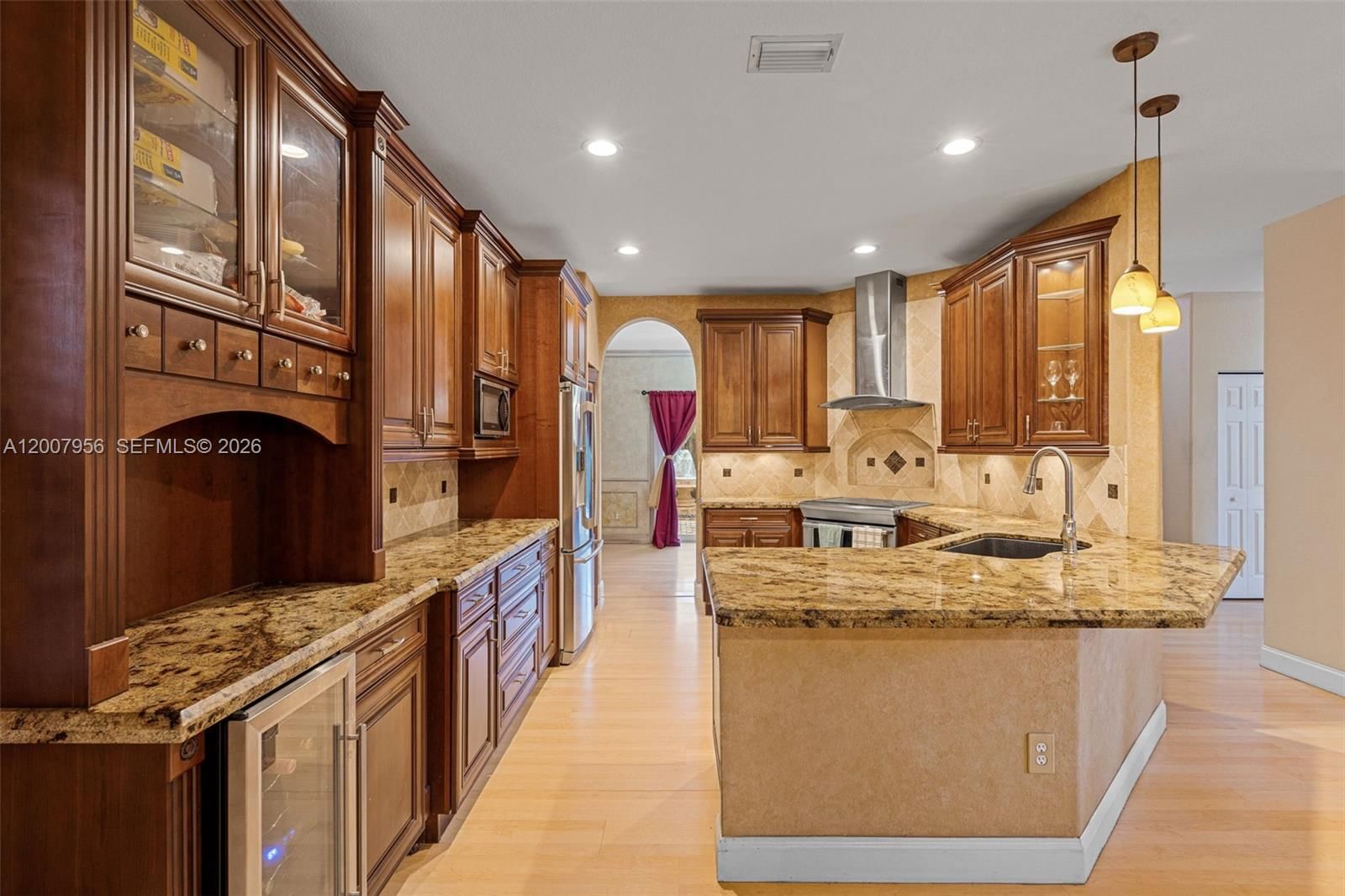 Real estate property located at 16403 Diamond Head Dr, Broward, Sapphire Pointe - Diamond, Weston, FL