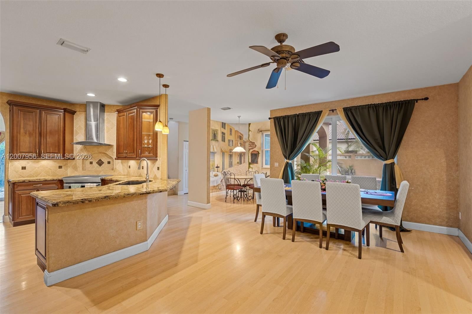 Real estate property located at 16403 Diamond Head Dr, Broward, Sapphire Pointe - Diamond, Weston, FL