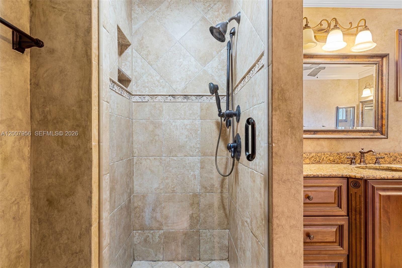 Real estate property located at 16403 Diamond Head Dr, Broward, Sapphire Pointe - Diamond, Weston, FL