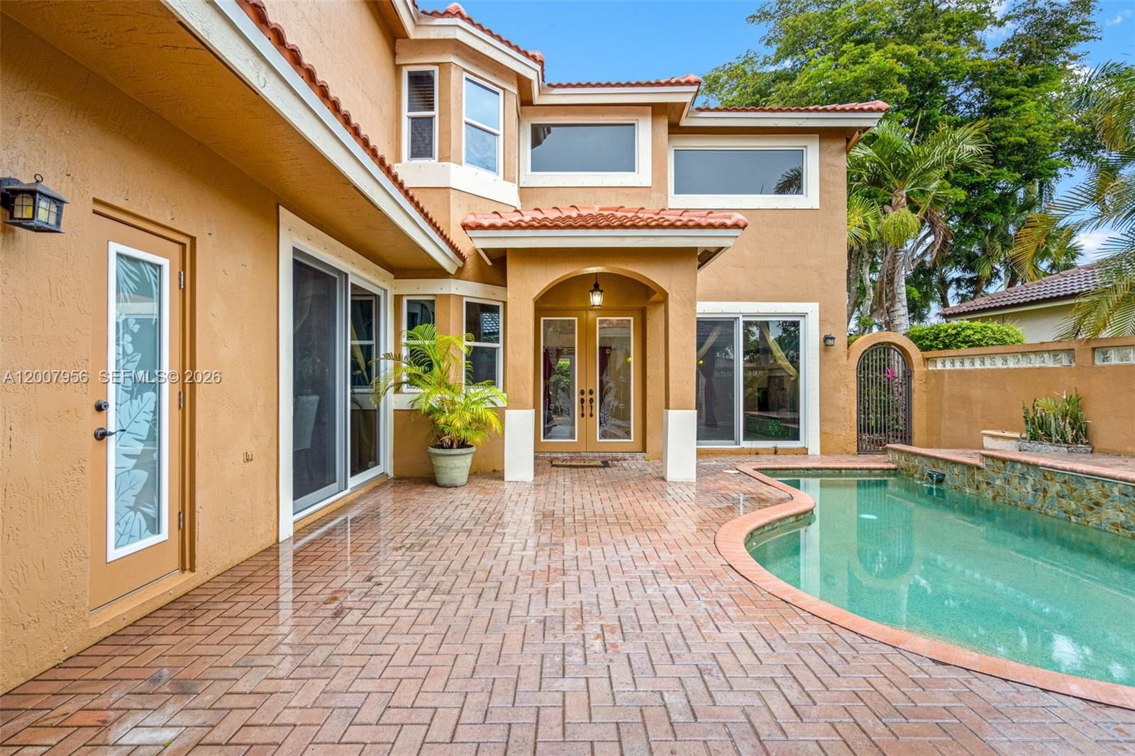Real estate property located at 16403 Diamond Head Dr, Broward, Sapphire Pointe - Diamond, Weston, FL