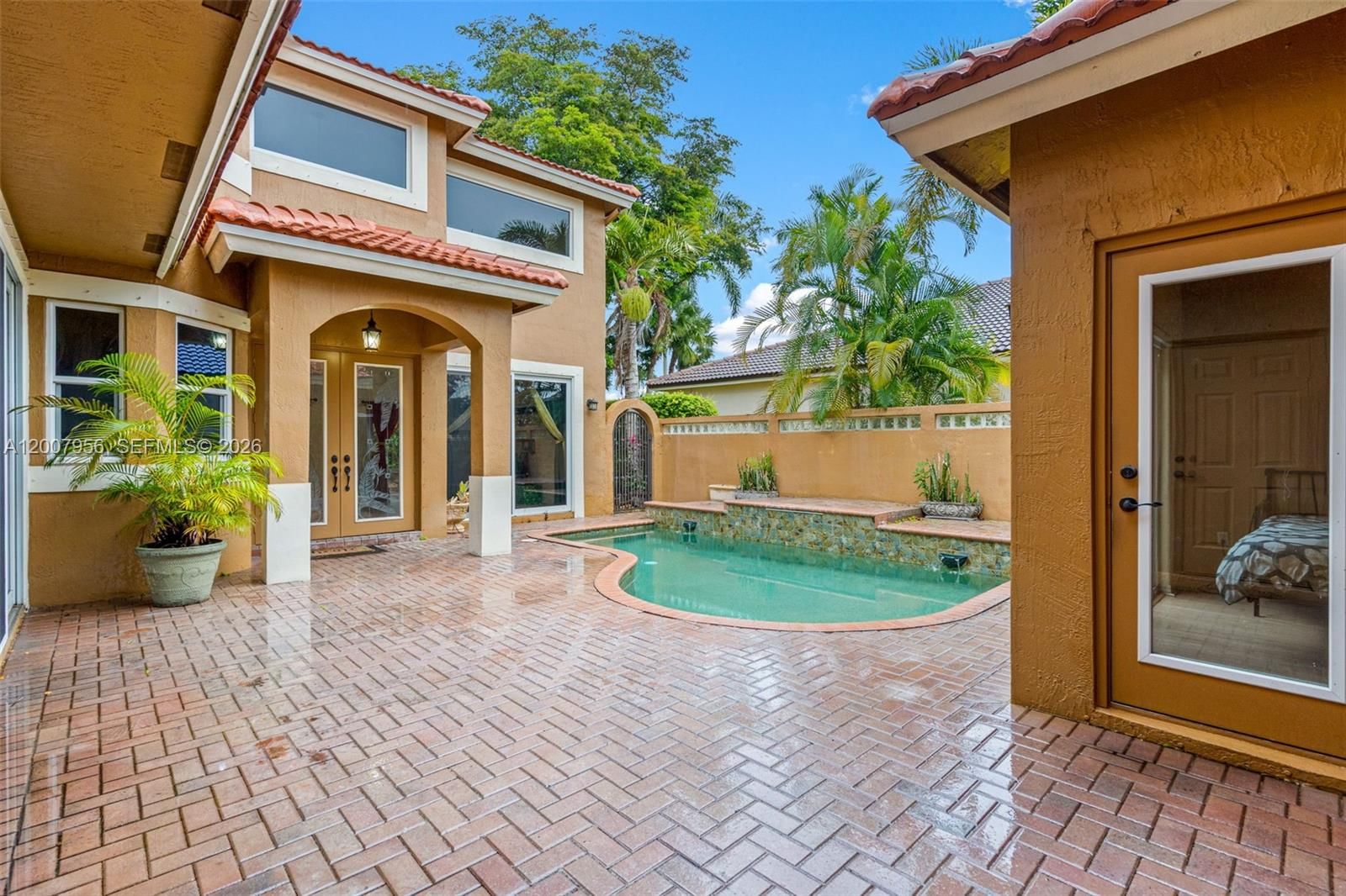 Real estate property located at 16403 Diamond Head Dr, Broward, Sapphire Pointe - Diamond, Weston, FL