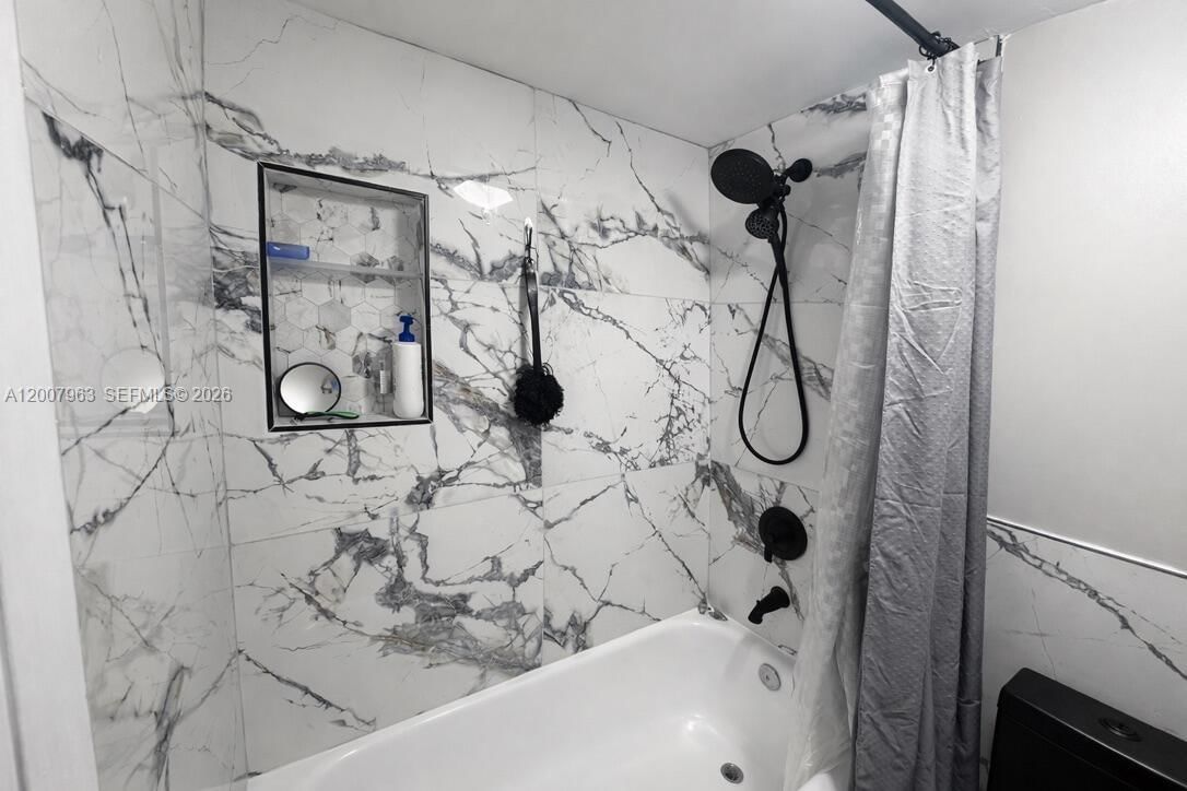 Real estate property located at 13870 62nd St #208, Miami-dade, Villa Grande Condo, Miami, FL