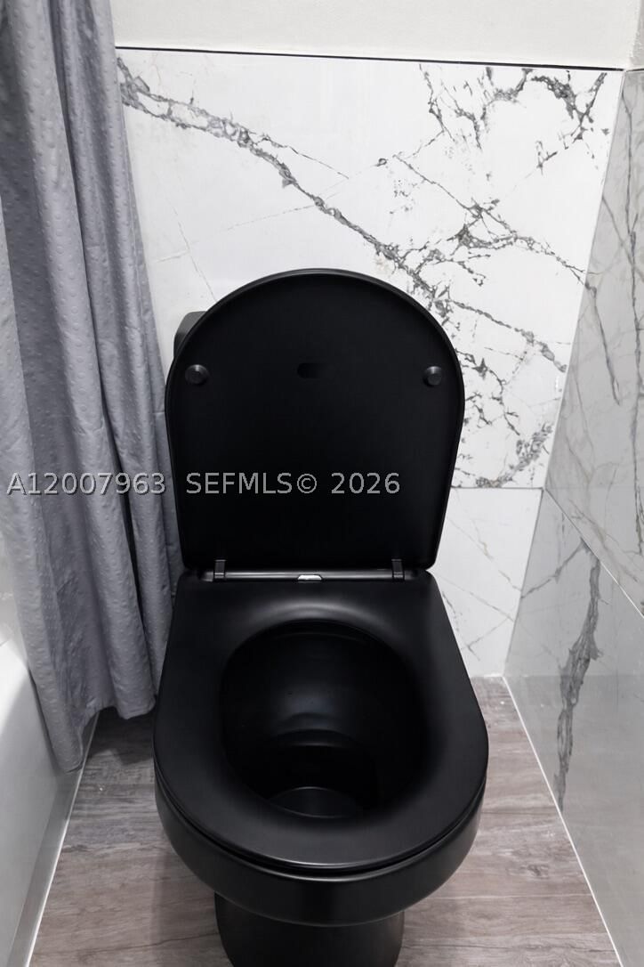 Real estate property located at 13870 62nd St #208, Miami-dade, Villa Grande Condo, Miami, FL