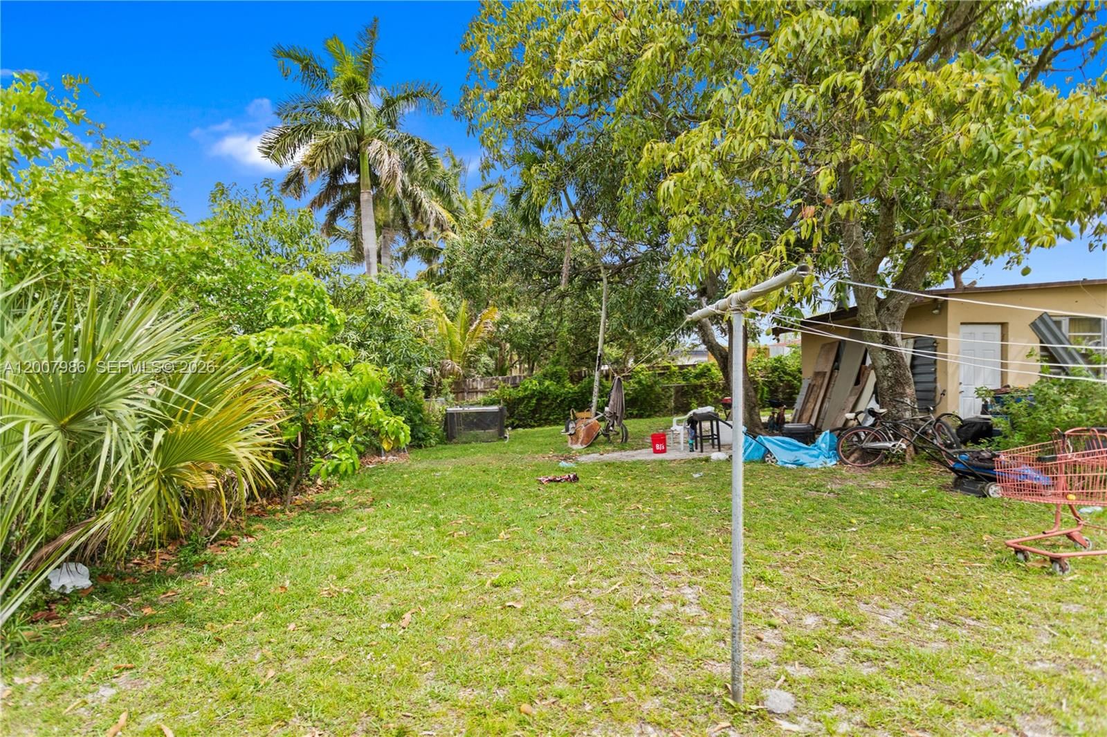Real estate property located at 10920 12th Ct, Miami-dade, Silver Blue Lake Estates, Miami, FL