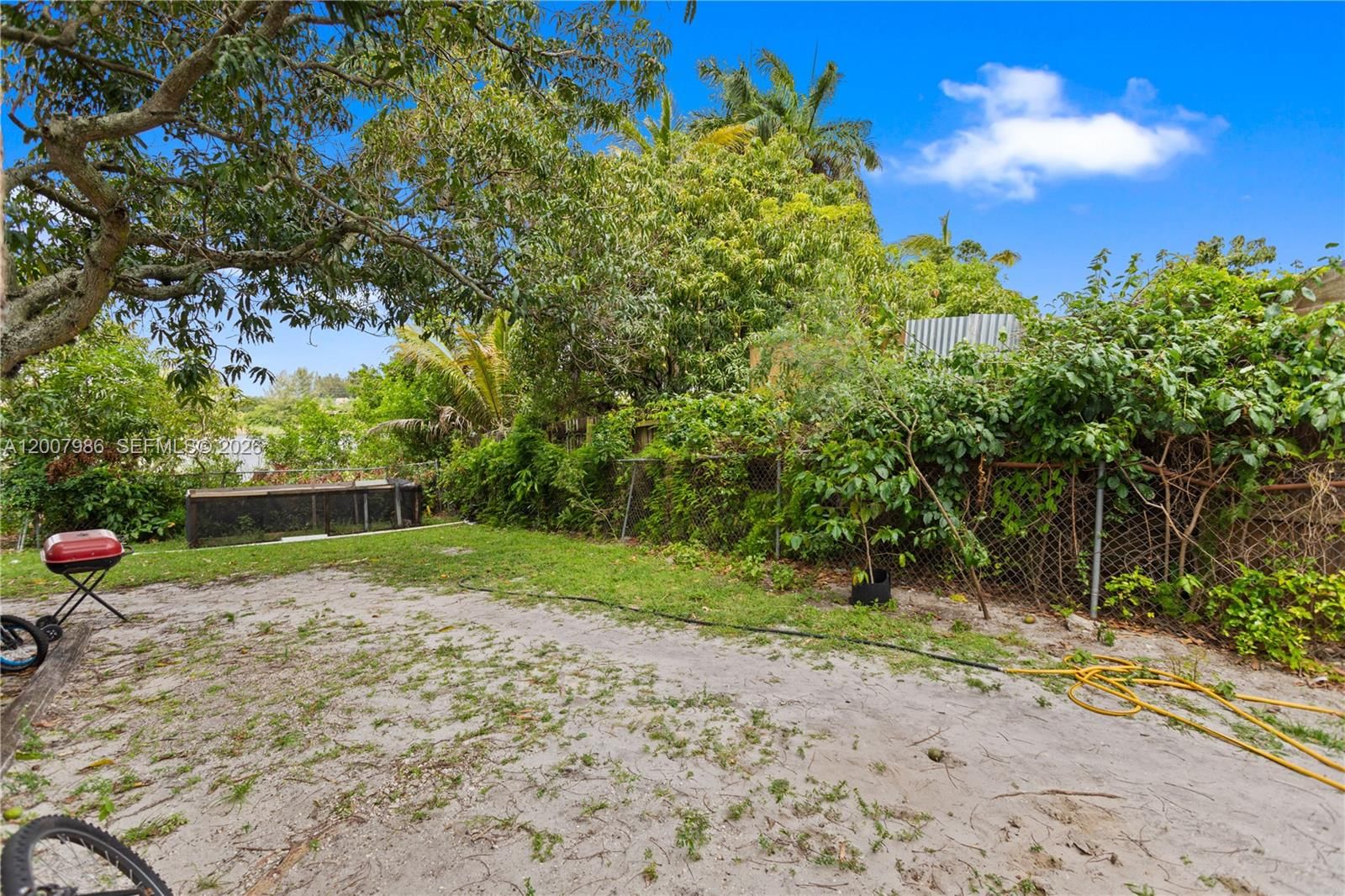 Real estate property located at 10920 12th Ct, Miami-dade, Silver Blue Lake Estates, Miami, FL