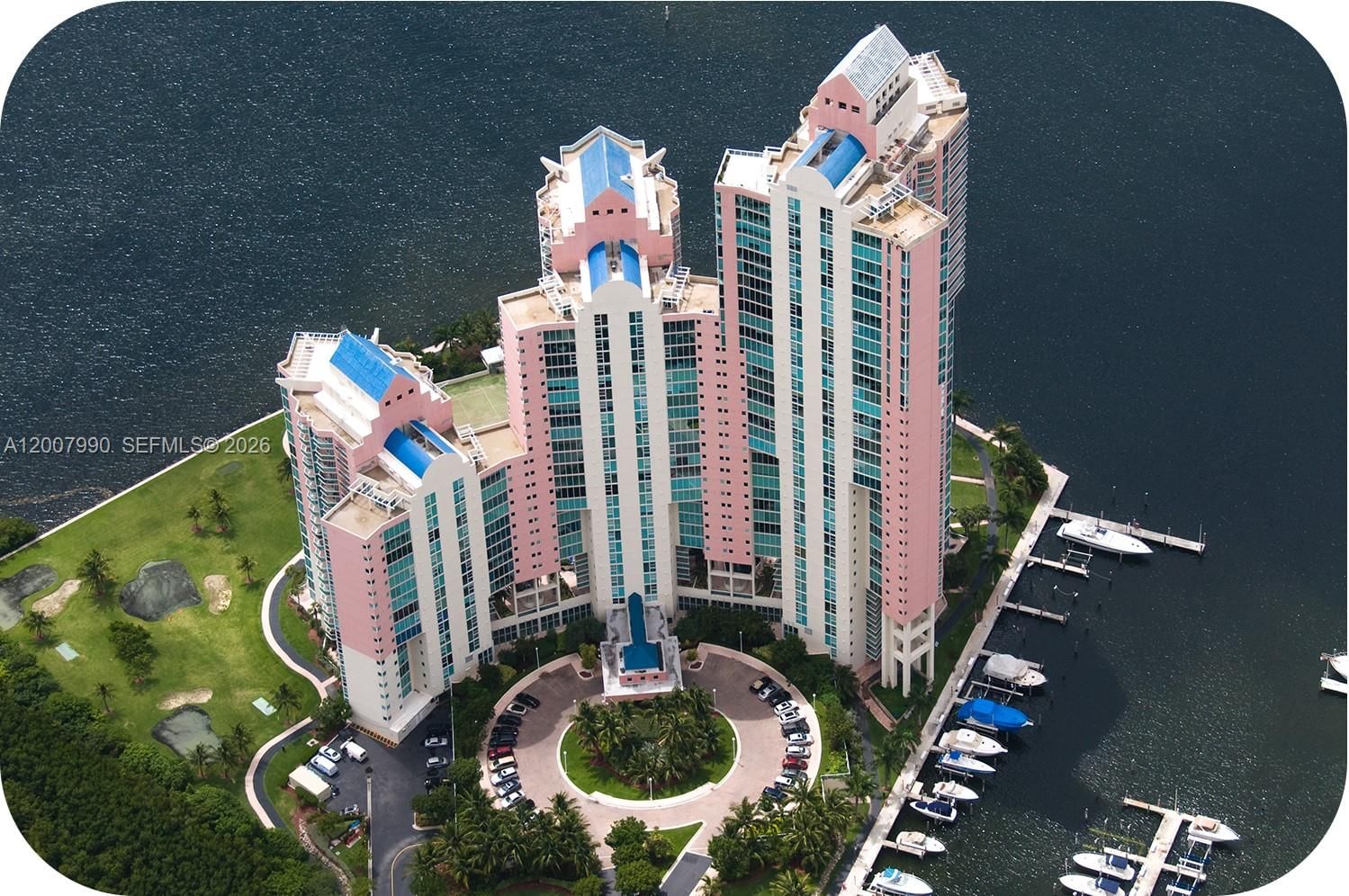 Real estate property located at 3370 Hidden Bay Dr #1213, Miami-dade, 100 Hidden Bay Condo, Aventura, FL