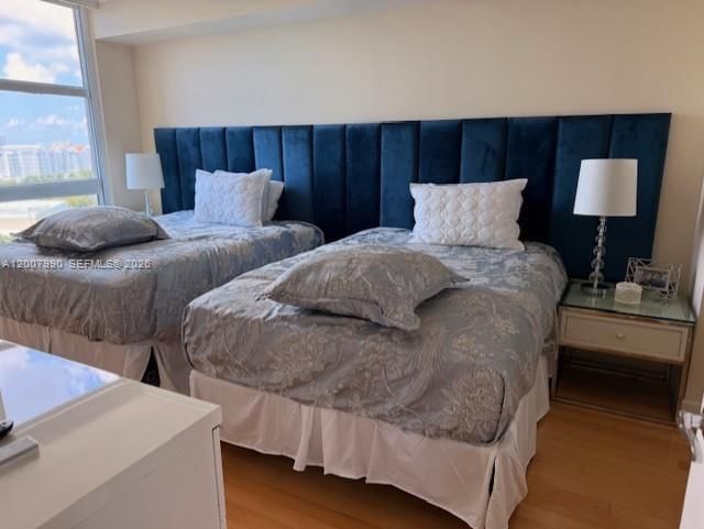 Real estate property located at 3370 Hidden Bay Dr #1213, Miami-dade, 100 Hidden Bay Condo, Aventura, FL