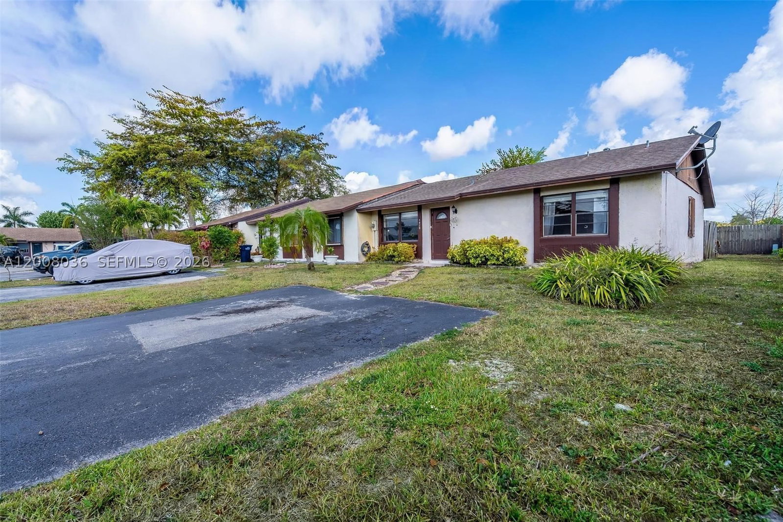 Real estate property located at 4829 136th Pl, Miami-dade, San Sebastian Twnhses, Miami, FL