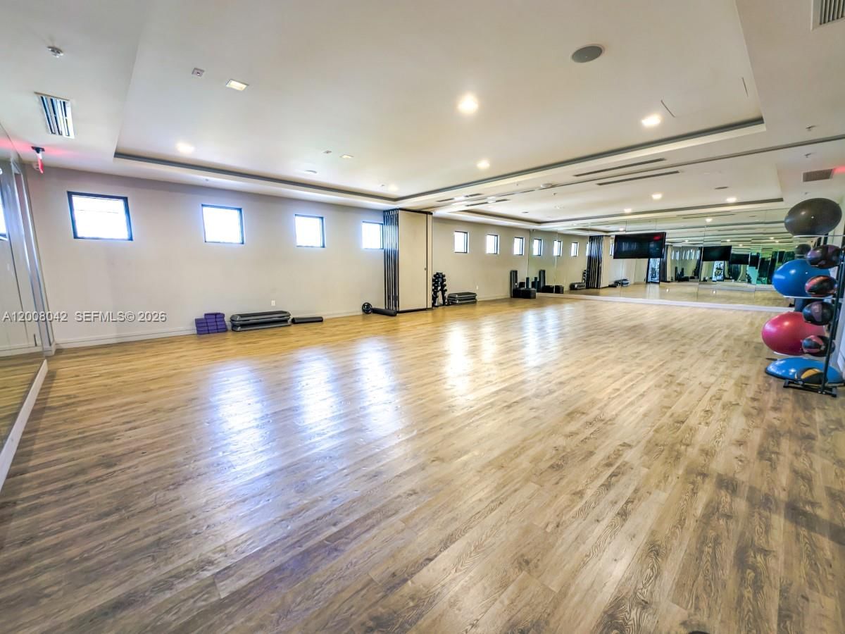 Real estate property located at 8723 102nd Pl, Miami-dade, Grand Bay North, Doral, FL