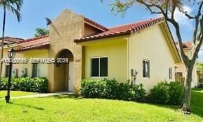 Real estate property located at 21525 87th Ct, Miami-dade, Lakes By The Bay Sec 9 Am, Cutler Bay, FL