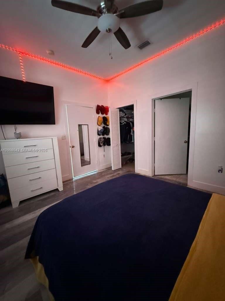 Real estate property located at 21525 87th Ct, Miami-dade, Lakes By The Bay Sec 9 Am, Cutler Bay, FL