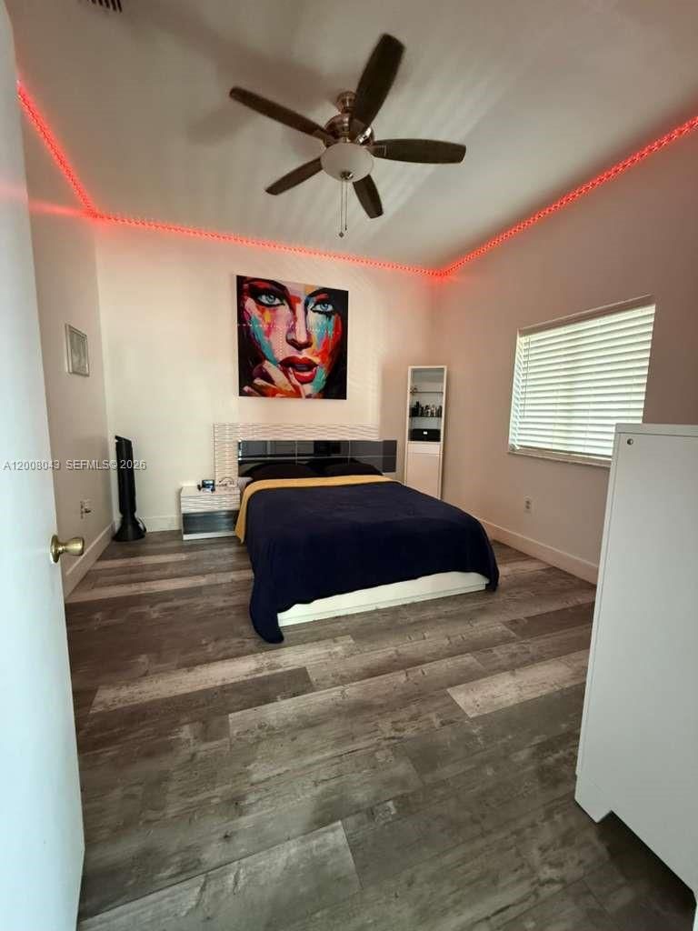 Real estate property located at 21525 87th Ct, Miami-dade, Lakes By The Bay Sec 9 Am, Cutler Bay, FL