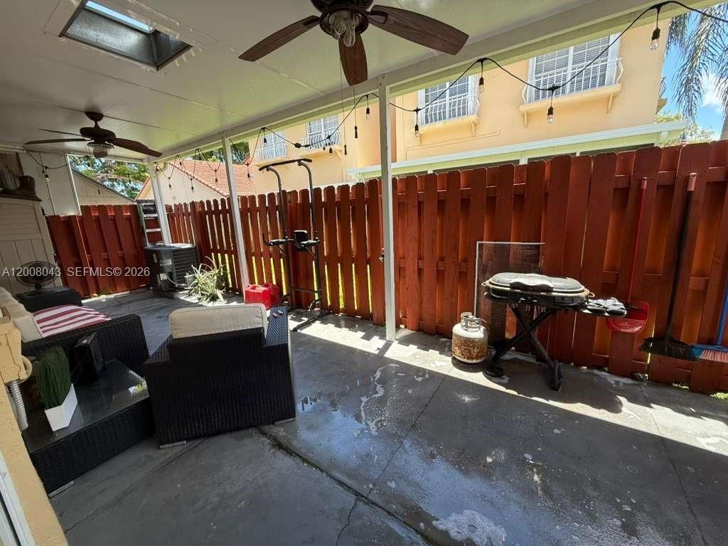 Real estate property located at 21525 87th Ct, Miami-dade, Lakes By The Bay Sec 9 Am, Cutler Bay, FL