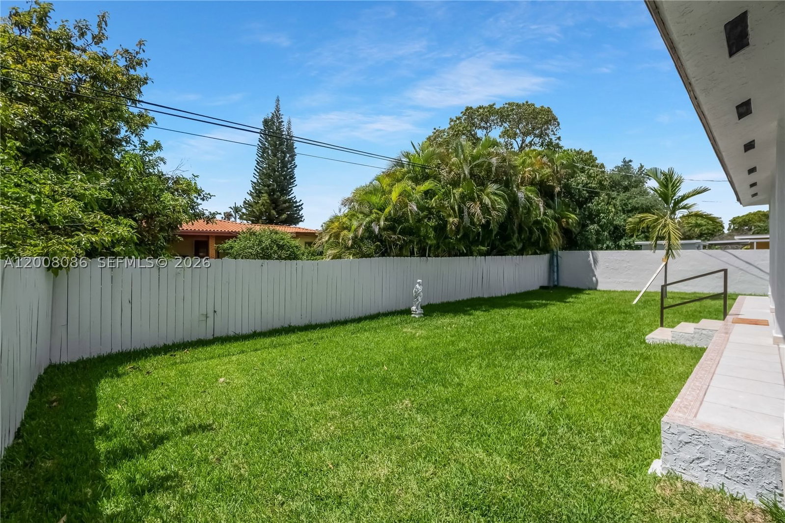 Real estate property located at 2850 5th St, Miami-dade, Palbicke & Garrisons Addn, Miami, FL