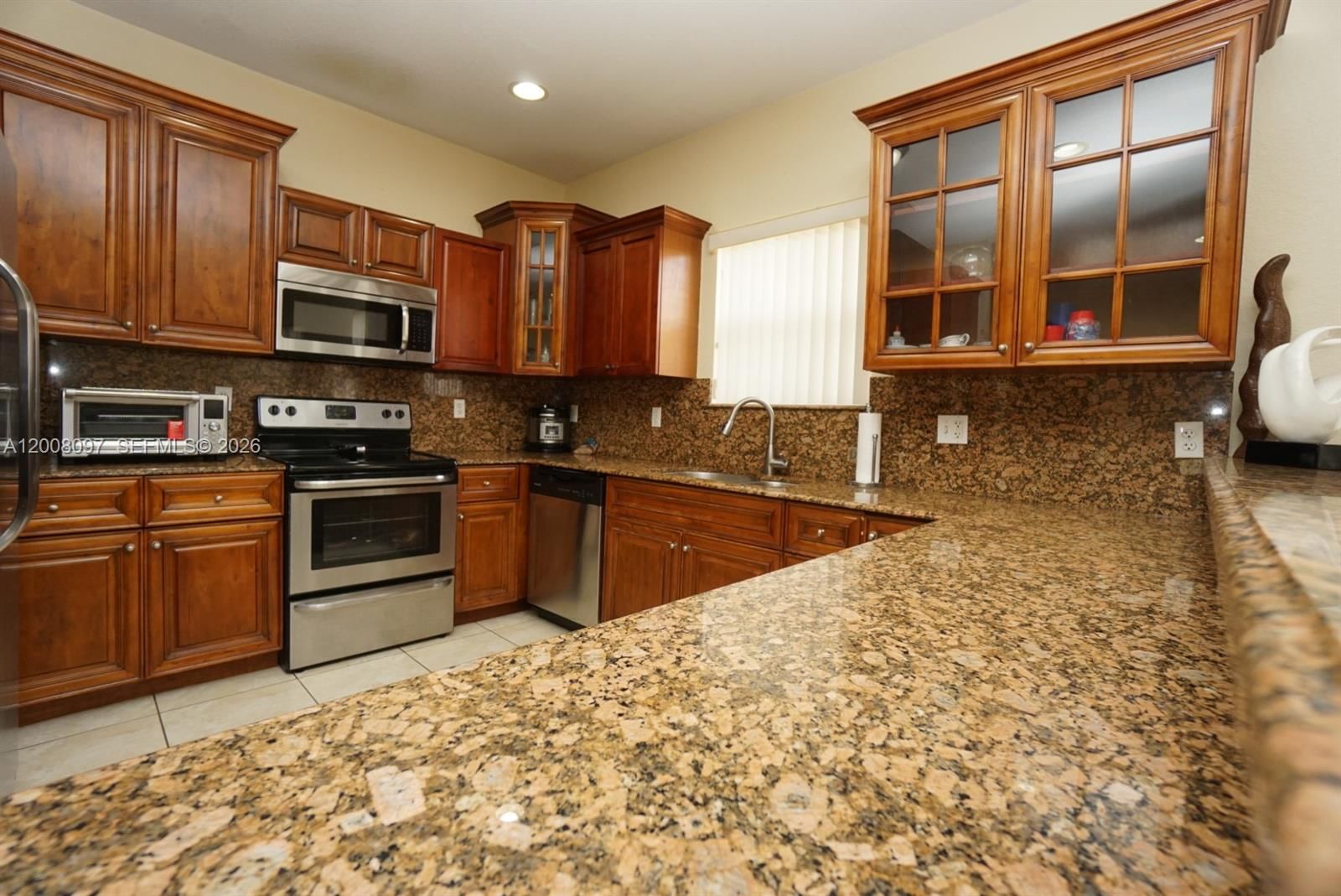 Real estate property located at 2927 145th Ct, Miami-dade, Matah Subdivision, Miami, FL